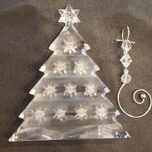 Waterford crystal Christmas tree ornament 2004 with red box